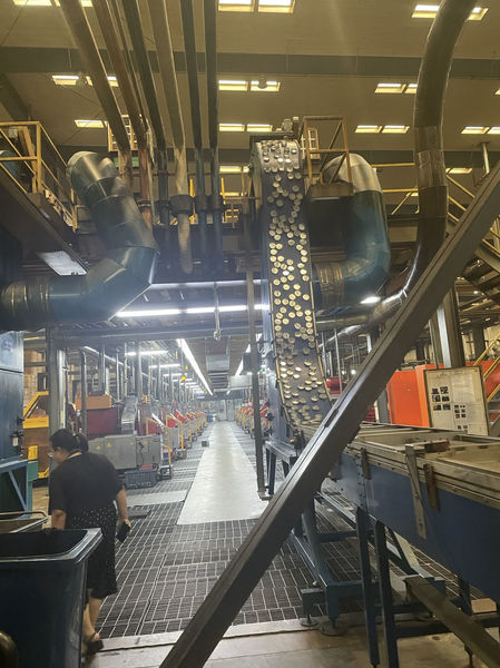 Chengdu Ziman International Trading Co.,Ltd manufacturer production line